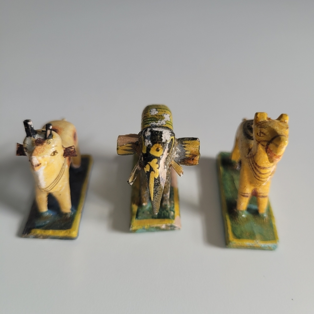 Antique Indian Nirmal Hand Carved Set of 3 Hand-Painted Animal Figurines